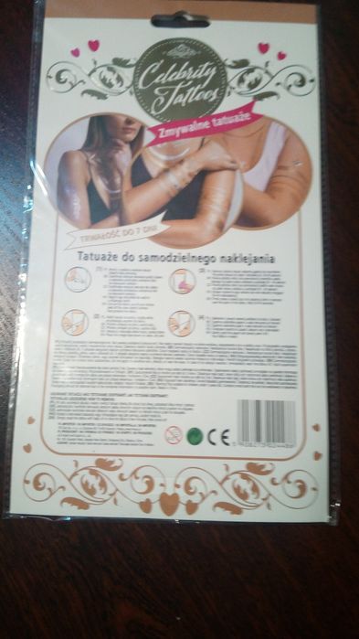 12. Zmywalne tatuaże