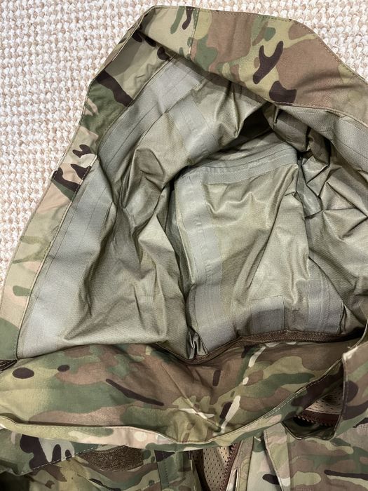 Комплект водовідштовхувальний куртка та штани мультикам