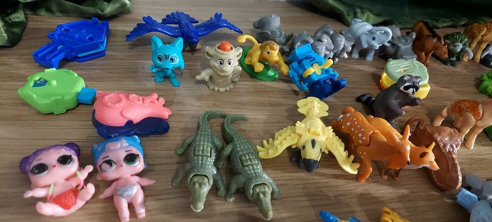 Іграшки   кіндер