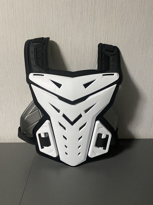 Продам мотозахист грудей / черепаха (нагрудник)
