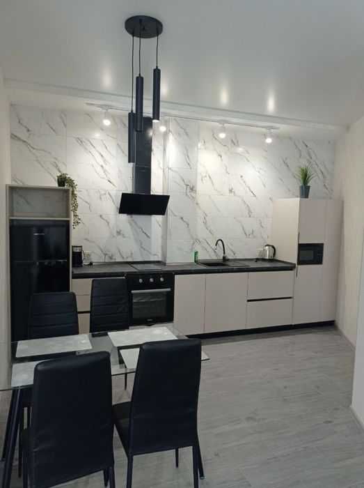 2 комн квартира, Золотой Берег ЖК Аквамарин