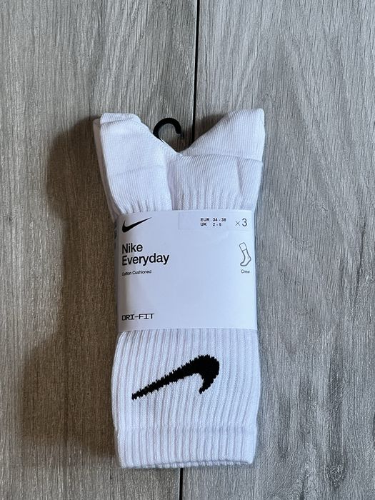Białe skarpetki Nike 3pack!
