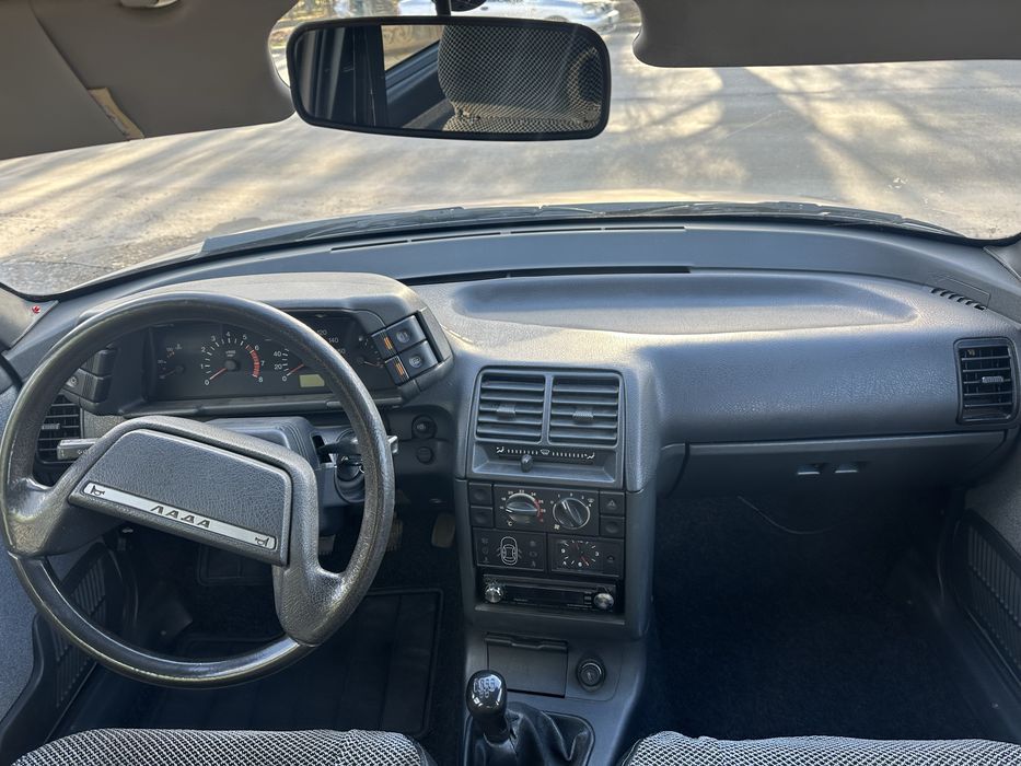 Автомобіль ВАЗ 21101