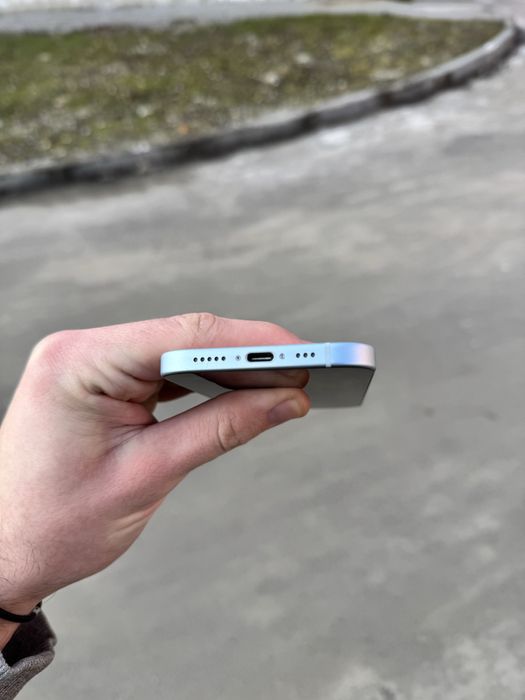 Iphone 15 blue 128gb Айфон 15 голубий 128гб