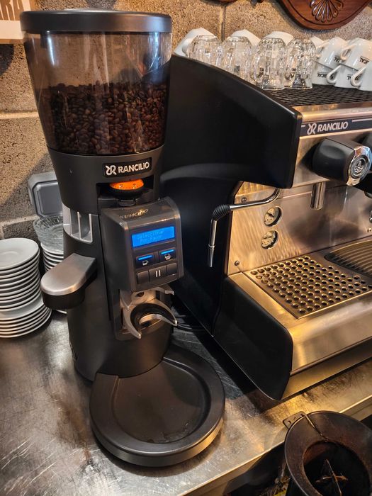 Máquina de Café e Moinho Rancilio