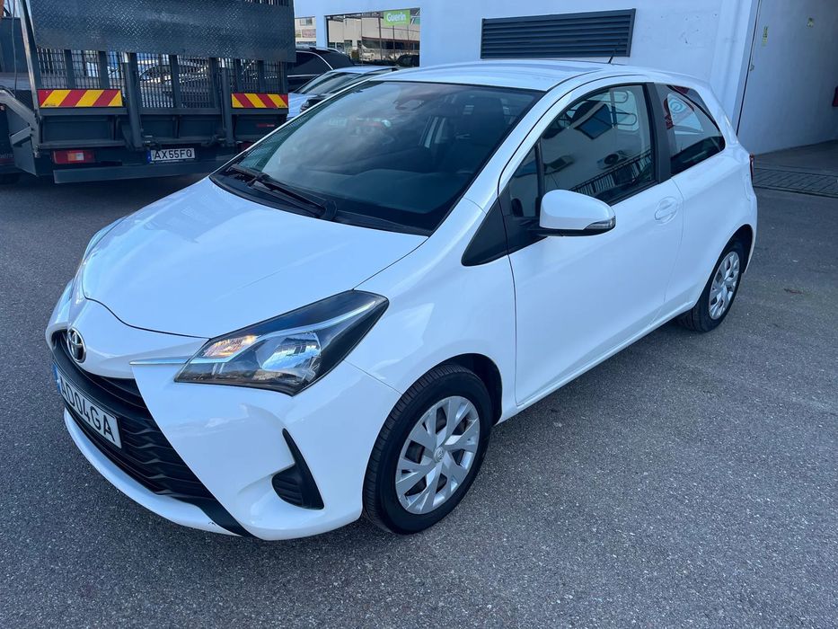 Toyota Yaris Ecobizz IVA Dedutível