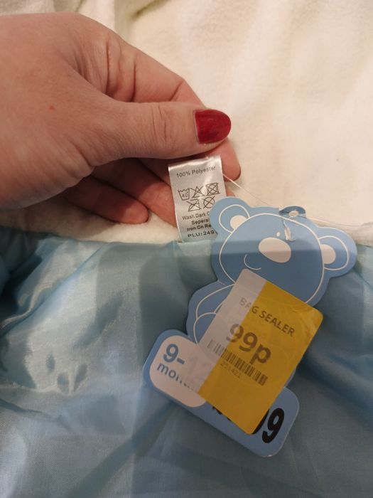 Kurtka nowa z rękawiczkami r 74-80 cm