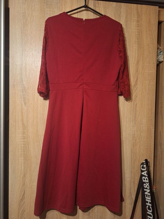 Damska sukienka XL z wszytym bolerkiem elegancka koronka