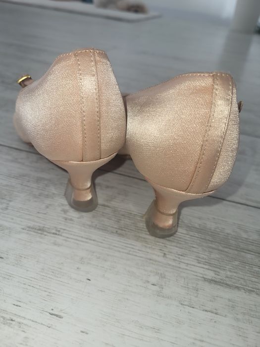 Туфлі стандарт фірми Galex