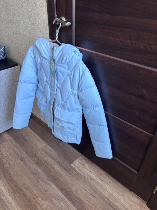 Демісезонна жіноча куртка, розмір l-xl