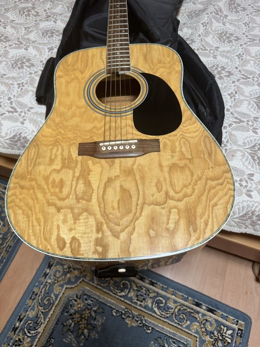 Продам акустичну гітару Hohner HW 420G-NT