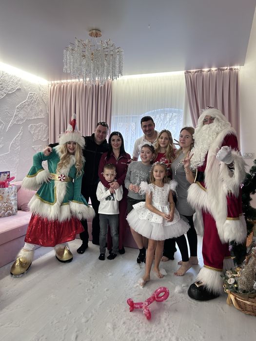 Санта Клаус Ельфи Дід Мороз Снігуронька Аніматори