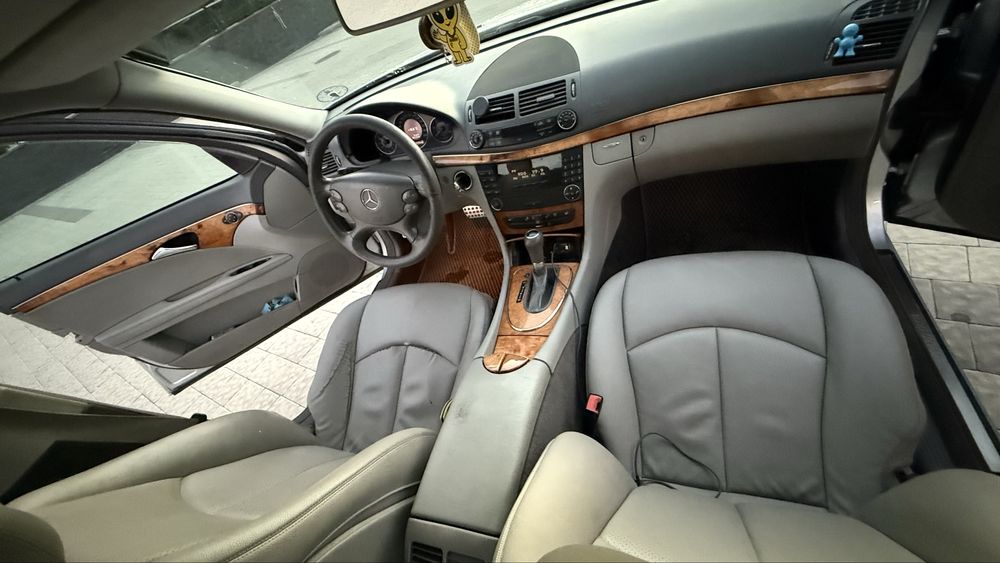 Mercedes-Benz w211 2.2d