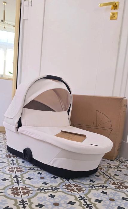Gondola Cybex Melio White super lekka