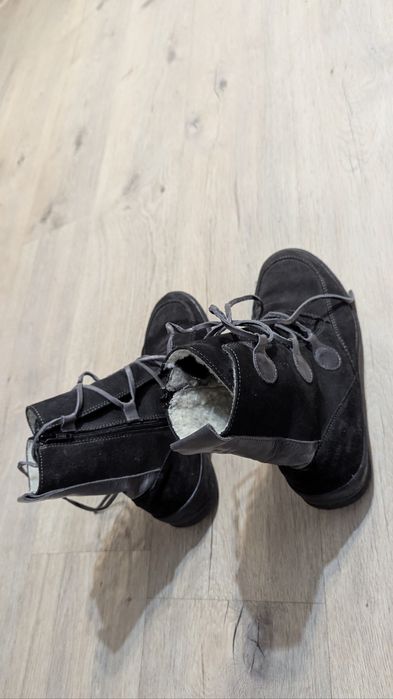 Замшеві чоботи 40