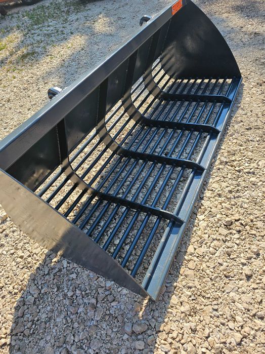 Łyżka łycha do tura ażurowa przesiewowa do ładowacza/ładowarki DOWÓZ