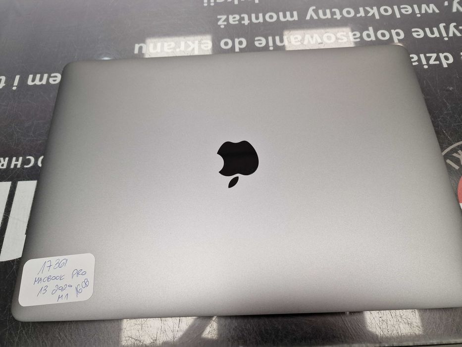 Macbook PRO 13 2020/ M1/ 16GB/ 256GB/ Space Gray/ 260 cykli/ Grade A-