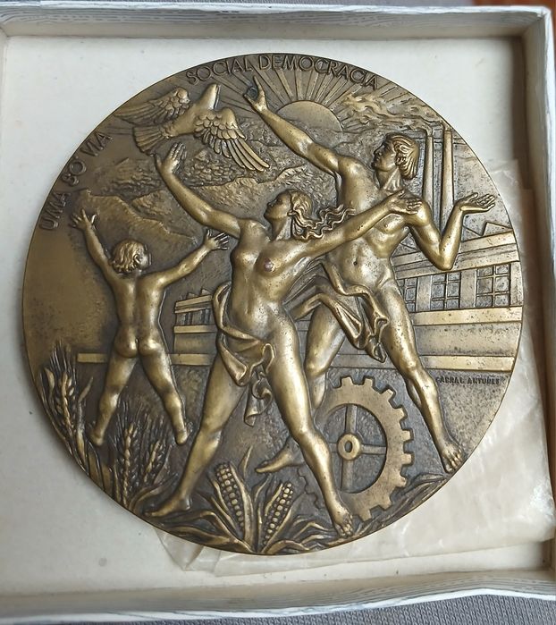 Medalha V aniversário PSD