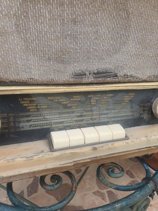 Radio antigo Philips