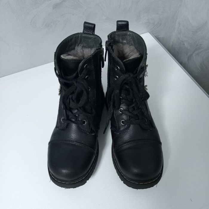 Зимові  ботінки  для дівчинки