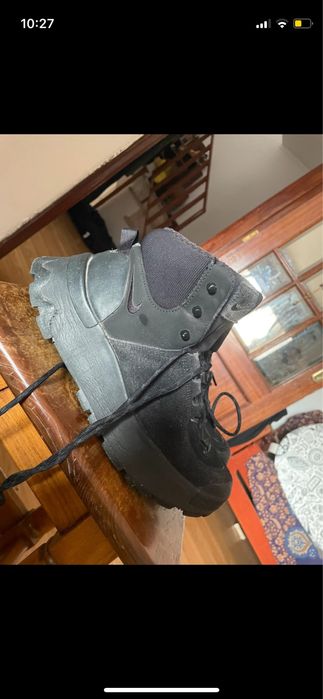 Nike city classic pretas