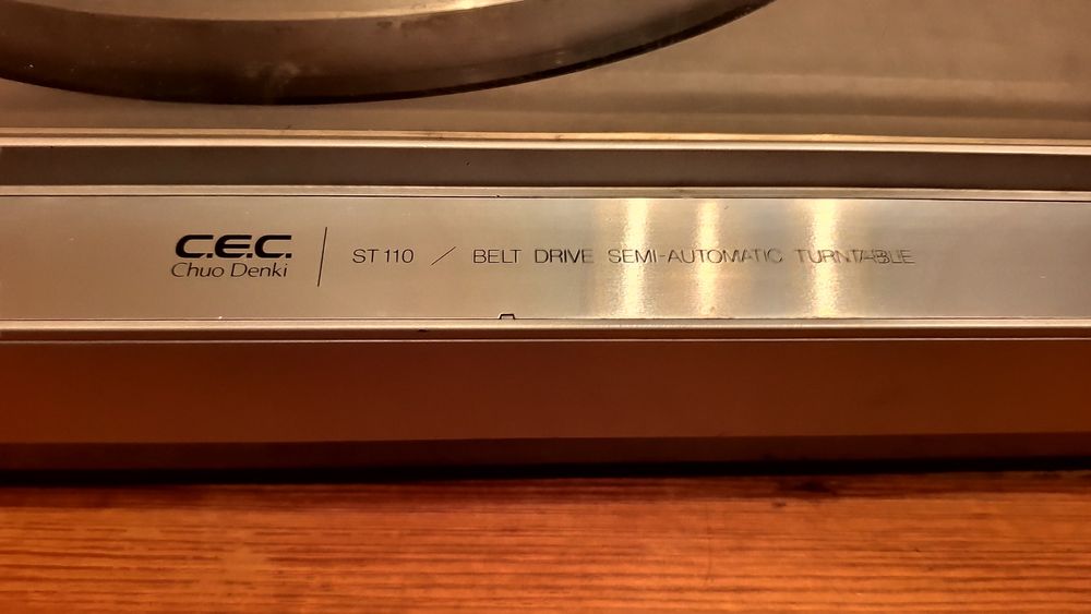 Gramofon C.E.C. ST 110 Chuo Denki