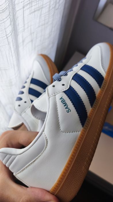 Adidas Sambas OG off-white Limited edition
