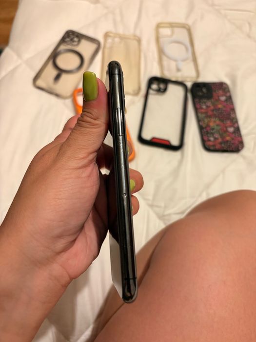 iPhone 11 Pro + iPad 4