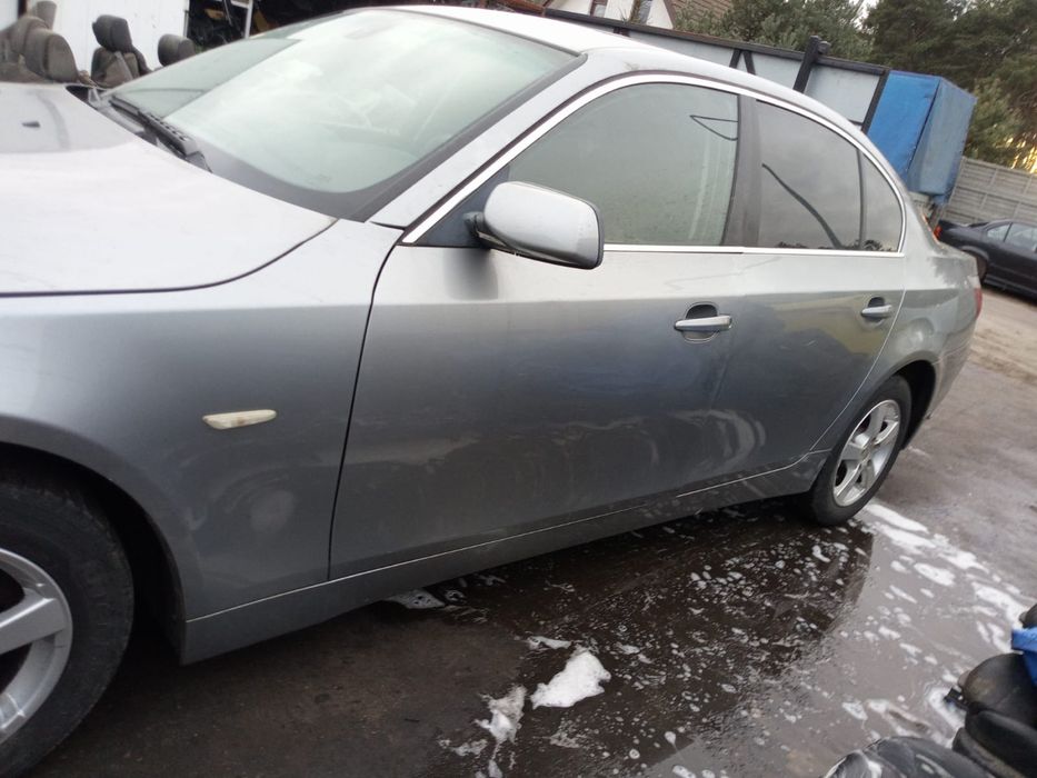 Bmw e60 e61 przednie lewe drzwi silbergrau metallic