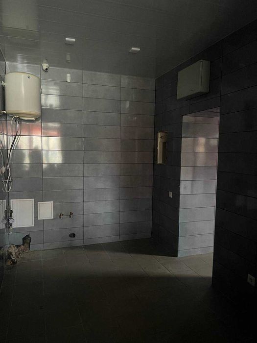 Без комісії. Центр. Фасад. Ремонт. Приміщення 78,9 м