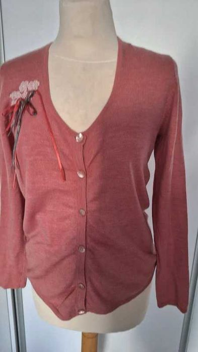 bluzka sweter zapinany z wełny roz44