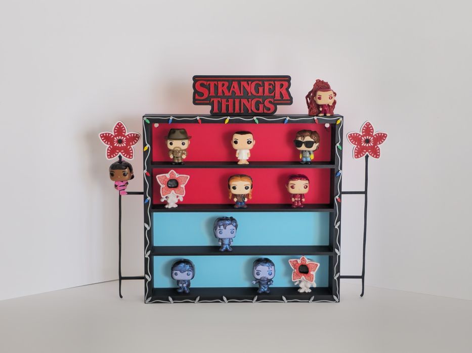 Expositor StrangerThings KinderJOY