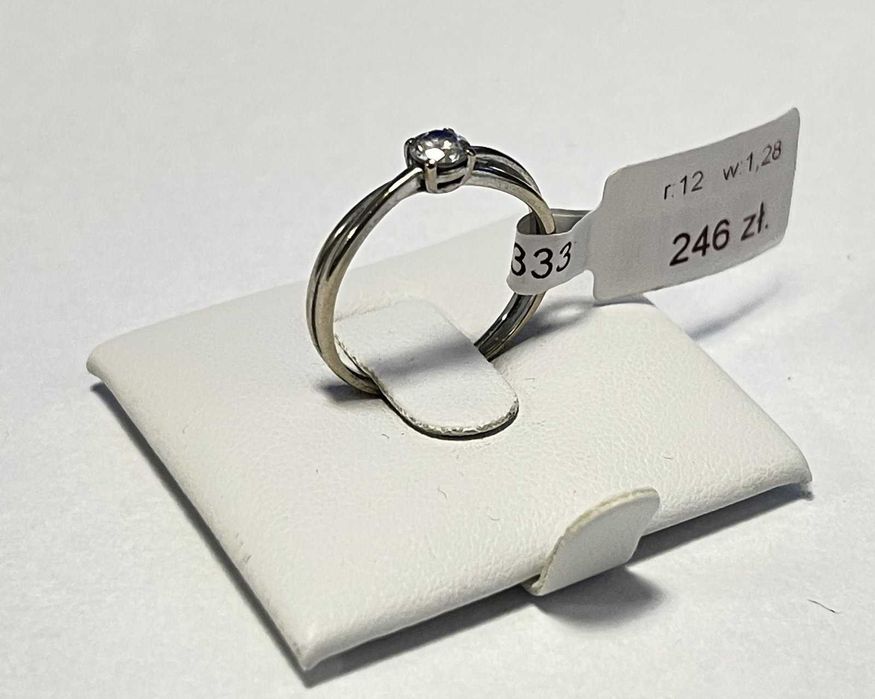 Złoty Pierścionek 1,28G 333