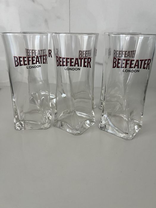 Колекційні стакани Befeaters, chivas, vodka absolut