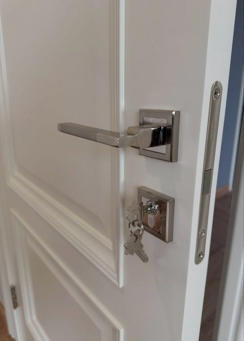 Установка дверей Встановлення та монтаж міжкімнатних дверей