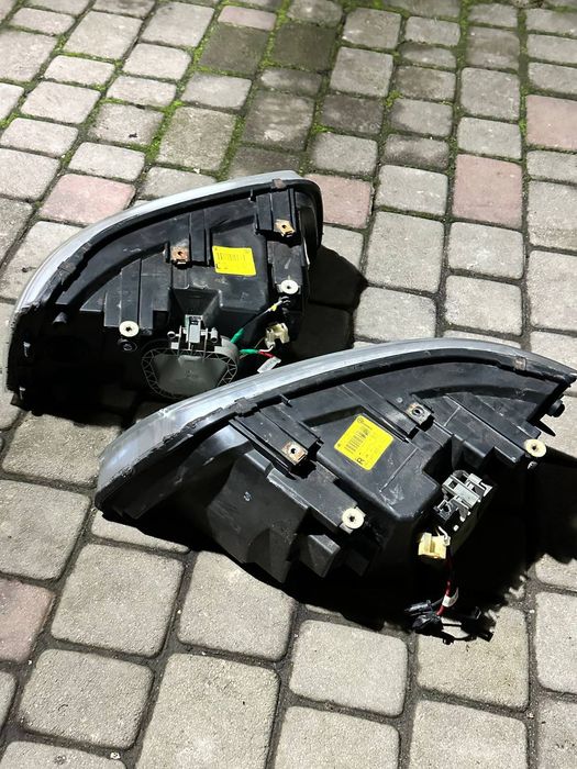 Продам фари на Т5 лінзовані