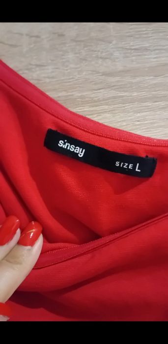 Długa sukienka hiszpanka z rozcięciem sinsay L