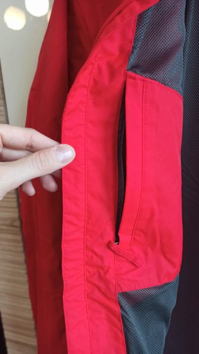 Kurtka przeciwdeszczowa Quechua