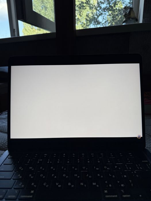 MacBook air 13(M2) 16/256 Gb