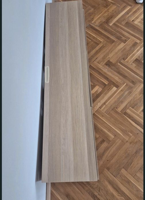 IKEA bestå ława tv