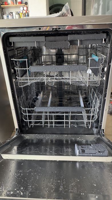 Máquina de Lavar Loiça Candy  CF 5C7F1X 15 Conjuntos (Inox)
