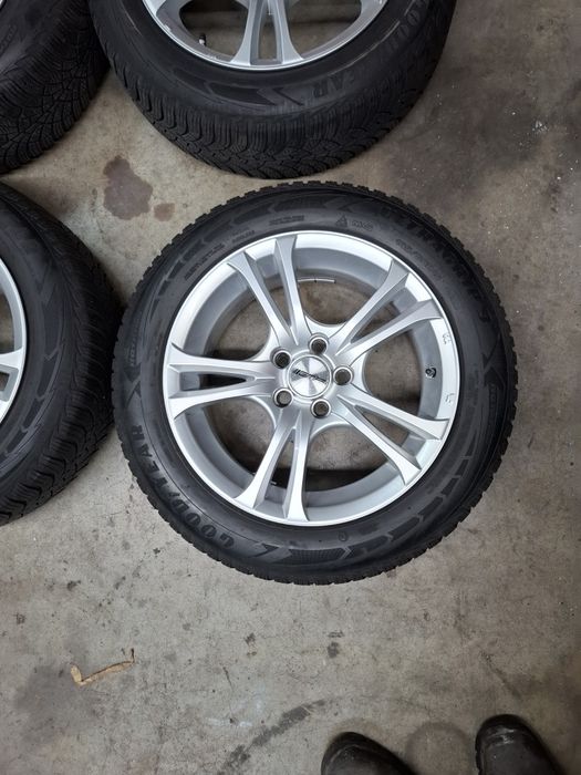 Felgi aluminiowe z oponami zimowymi 15 cali  vw polo