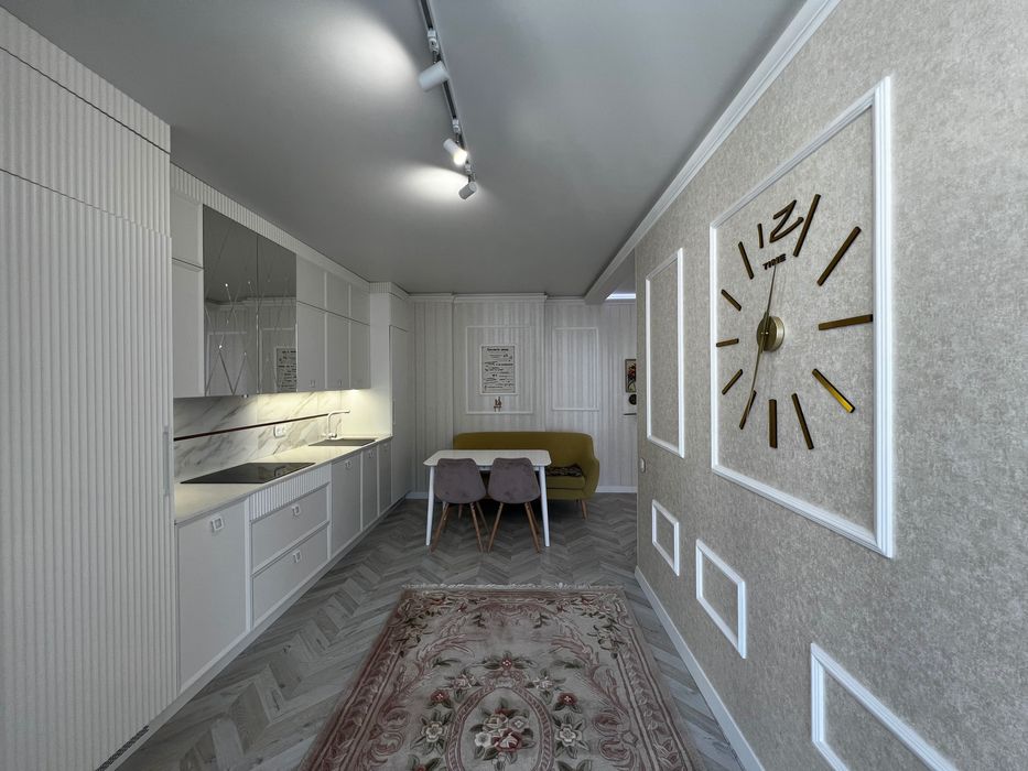 ЖК «Гранд бурже», 2 КІМ квартира 65 м2 з дизайнерським ремонтом.