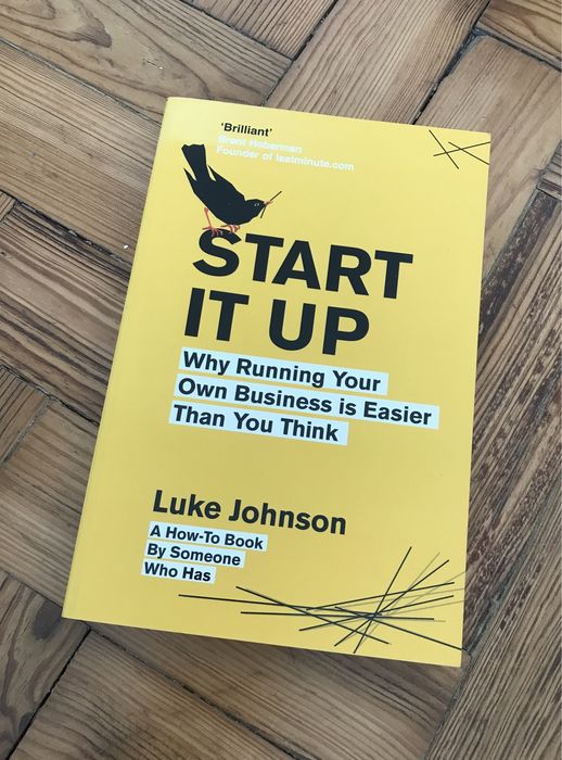 Livros: Start it up, Jamie Oliver, HTML5, Tapworthy, Bye bye banks