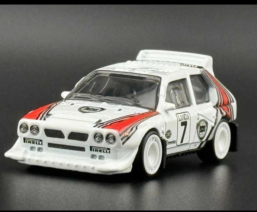 Hotwheels Lancia Delta S4 n7 Henri Toivonen