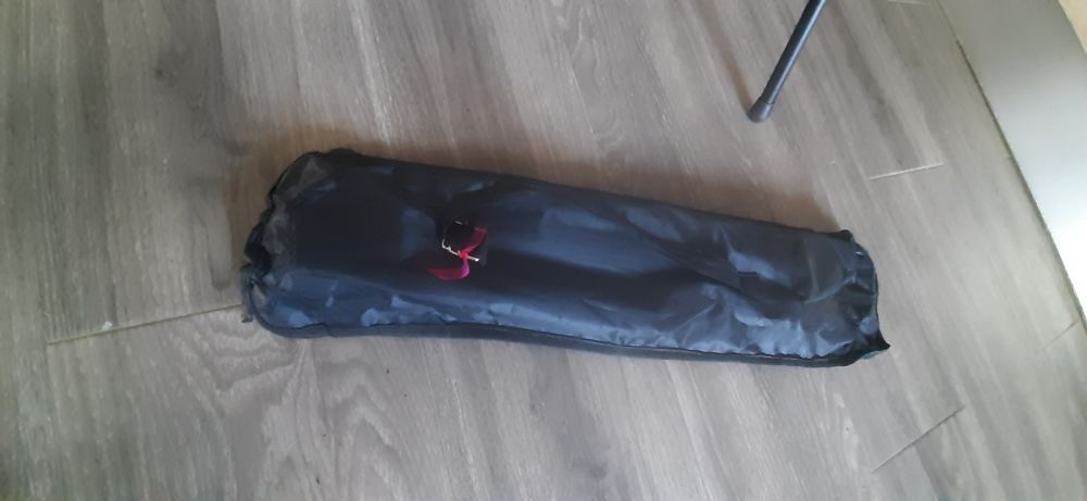 Tripé de musica oferta de sacola