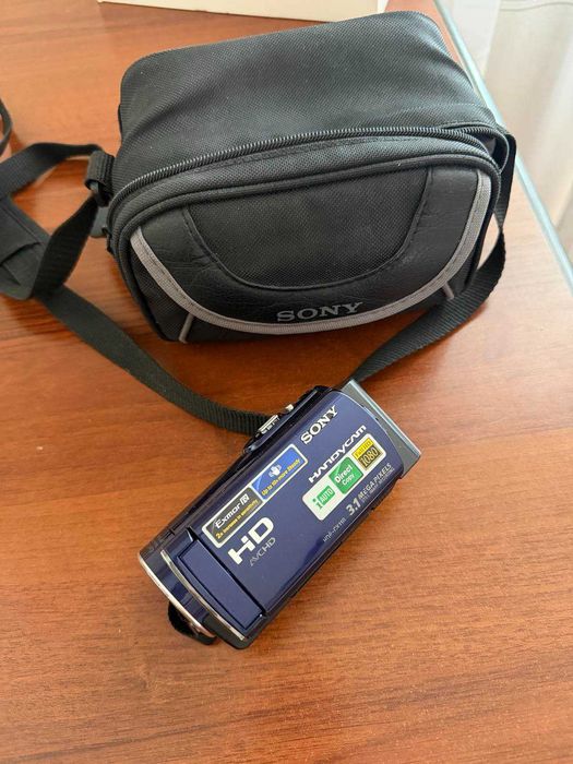 Відеокамера Sony Handycam HDR-CX110 Full HD 1080p + сумка