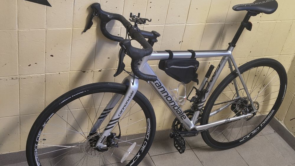 Gravel cannondale