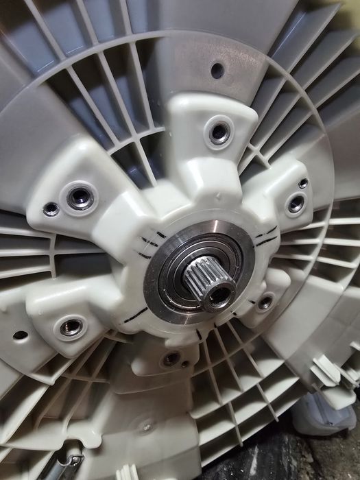 Бак в сборе для стиральной машинки LG
 LG F10B8NDW1