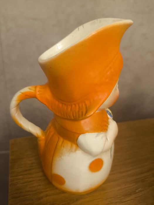 Ceramiczny dzbanek Goebel